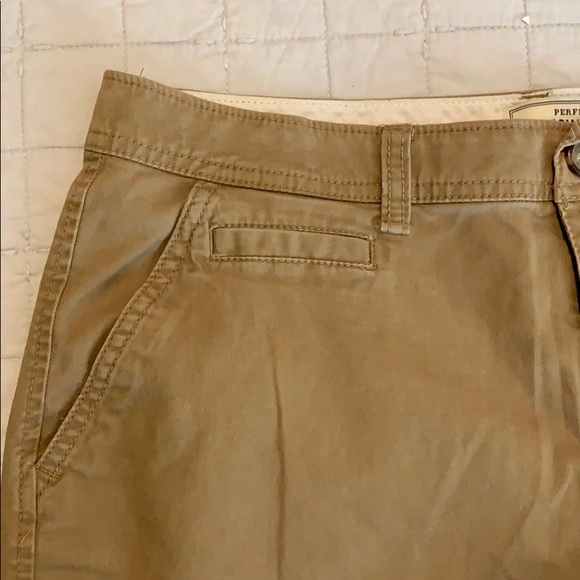 3 for $10🎁 Old navy women’s shorts size 10 - Picture 2 of 5